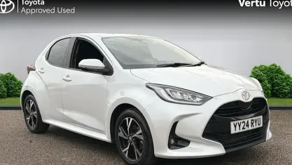 Used Toyota Yaris Hybrid Design 116 HP (85 kW) 2026 Hatchback