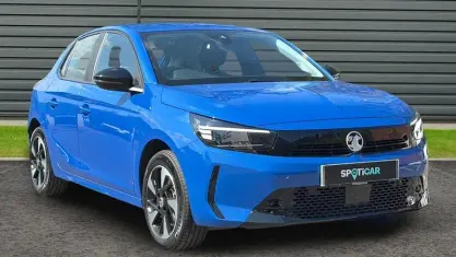 Używany Vauxhall Corsa-e Design Edition 100 kW (136 KM) 2025 Hatchback