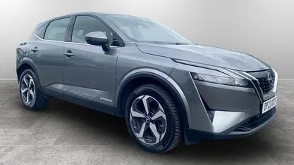 Used Nissan Qashqai Acenta Premium 190 HP (139 kW) 2023 Gun metallic grey SUV