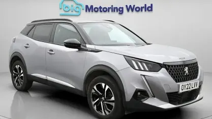 Begagnad Peugeot 2008 GT 131 HK (96 kW) 2022 Grå SUV