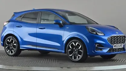 Käytetty Ford Puma ST-Line X 125 HP (91 kW) 2023 Sininen Katumaasturi