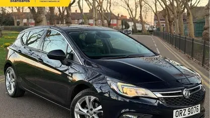 Used Vauxhall Astra SRi 150 HP (110 kW) 2019 Blue Hatchback