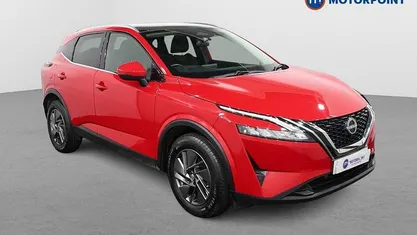 Used Nissan Qashqai Acenta Premium 158 HP (116 kW) 2022 Red SUV