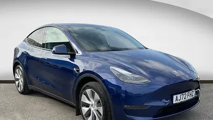 Used Tesla Model Y Long Range AWD 286 kW (389 HP) 2025 SUV