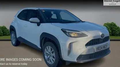 Used 2025 Toyota Yaris Hybrid Estate | £21,365 (Good price)