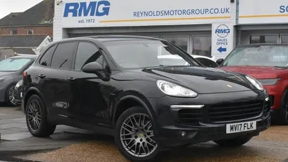 Used 2017 Porsche Cayenne Platinum Edition SUV | £17,990 (Good price)