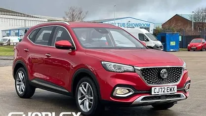 Used MG HS Excite 162 HP (119 kW) 2023 Red SUV