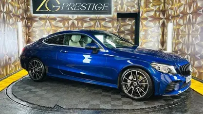 Usado Mercedes C300 AMG Line Premium 245 CV (180 kW) 2019 Azul Coupe