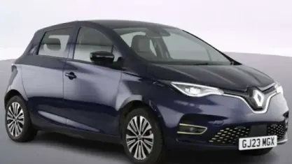 Begagnad Renault Zoe Techno 100 kW (136 HK) 2023 Blå Halvkombi