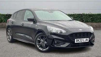 Used Ford Focus ST-Line 125 HP (91 kW) 2021 Hatchback