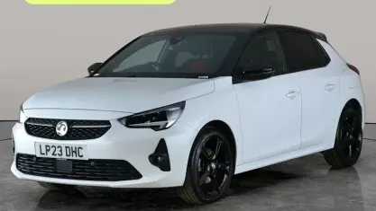 Used Vauxhall Corsa S 131 HP (96 kW) 2023 White Hatchback