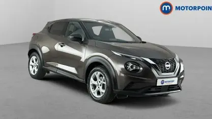 Used Nissan Juke N-Connecta 114 HP (83 kW) 2022 Bronze SUV
