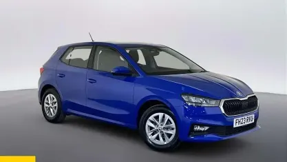 Begagnad Skoda Fabia Comfort 80 HK (58 kW) 2024 Halvkombi