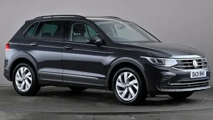 Used VW Tiguan Life 150 HP (110 kW) 2021 Grey SUV