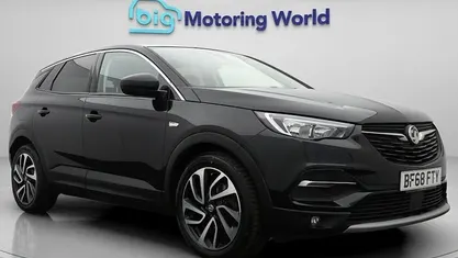Used Vauxhall Grandland X Elite 120 HP (88 kW) 2018 Black SUV