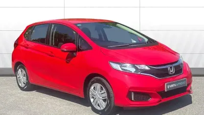 Used Honda Jazz S 102 HP (75 kW) 2019 Red Hatchback