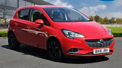 Used Vauxhall Corsa SRi 101 HP (74 kW) 2016 Red Hatchback