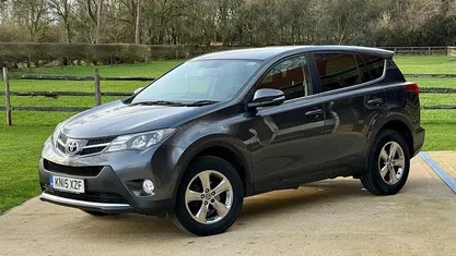 Used Toyota RAV4 Business Edition 124 HP (91 kW) 2015 SUV