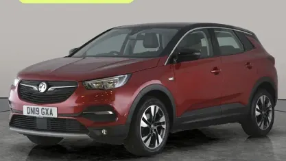 Begagnad Vauxhall Grandland X Sport 131 HK (96 kW) 2019 Röd SUV