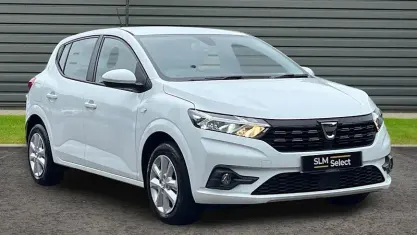 Used Dacia Sandero Comfort 91 HP (66 kW) 2022 White Hatchback