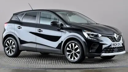 Usado Renault Captur Evolution 91 HP (66 kW) 2024 Preto SUV