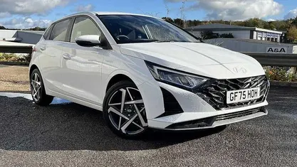 Used Hyundai i20 Premium 101 HP (74 kW) 2025 Hatchback