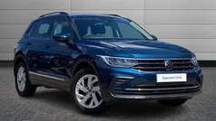 Nightshade blue Used 2022 VW Tiguan Life SUV | £21,895 (Fair price)