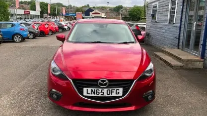 Second-hand Mazda 3 150 CP (110 kW) 2015 Roșu Hatchback