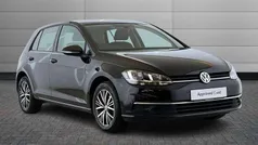 Black Used 2019 VW Golf VII SE Hatchback | £15,690 (Fair price)