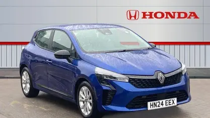 Used Renault Clio Evolution 90 HP (66 kW) 2025 Hatchback