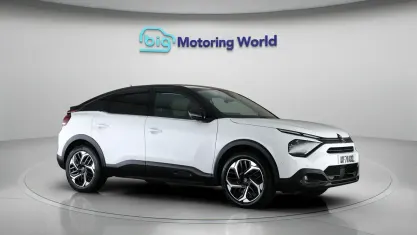 Used Citroën C4 PureTech 131 HP (96 kW) 2022 White Hatchback