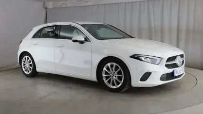 Used Mercedes A180 Executive 116 HP (85 kW) 2018 White Hatchback
