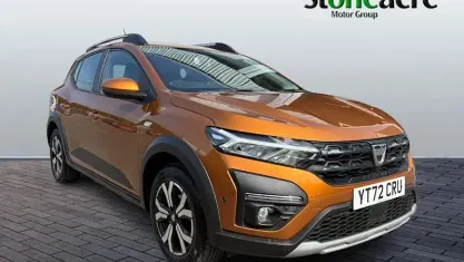 Used Dacia Sandero Prestige 101 HP (74 kW) 2022 Orange Hatchback