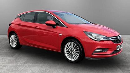 Begagnad Vauxhall Astra Elite 150 HK (110 kW) 2019 Halvkombi