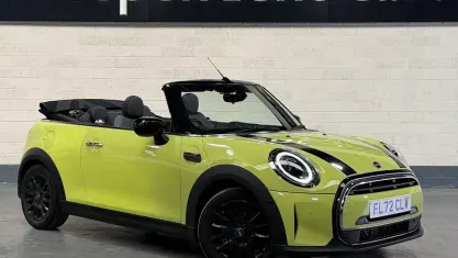 Used Mini Cooper Cabriolet Classic 136 HP (100 kW) 2022 Yellow Cabriolet