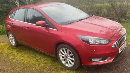 Used Ford Focus Titanium 150 HP (110 kW) 2017 Red Hatchback