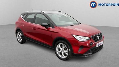 Begagnad Seat Arona FR 110 HK (80 kW) 2023 Röd SUV