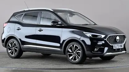 Begagnad MG ZS Exclusive 106 HK (77 kW) 2023 Svart SUV