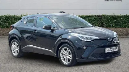 Used Toyota C-HR 122 HP (89 kW) 2023 Black SUV
