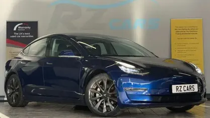 Używany Tesla Model 3 Long Range AWD 258 kW (351 KM) 2023 Sedan/Limuzyna