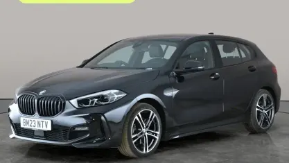 Używany BMW 118 M Sport 136 KM (100 kW) 2023 Czarny Hatchback