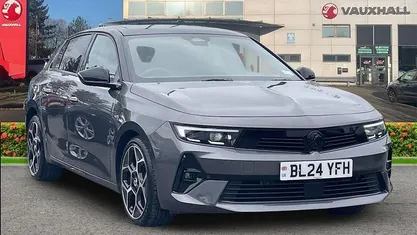 Used Vauxhall Astra Ultimate 131 HP (96 kW) 2024 Grey Hatchback