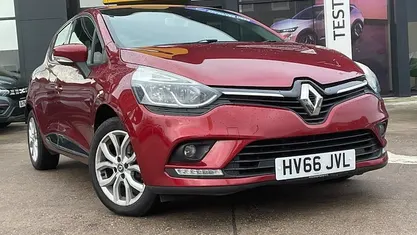 Used Renault Clio IV Dynamique 120 HP (88 kW) 2018 Hatchback