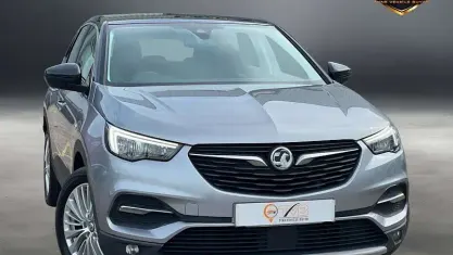 Used Vauxhall Grandland X Sport 131 HP (96 kW) 2019 Grey SUV