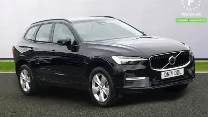 Used Volvo XC60 Momentum 250 HP (183 kW) 2021 Black SUV