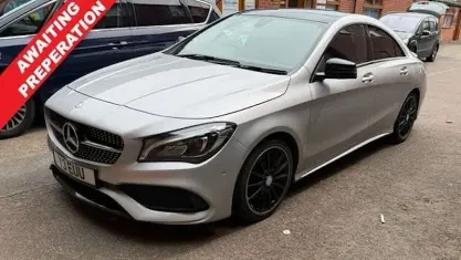 Usado Mercedes CLA220 AMG line 177 HP (130 kW) 2017 Sedan