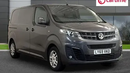 Used Vauxhall Vivaro Sportive 120 HP (88 kW) 2020 Grey MPV