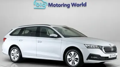 Used Skoda Octavia SE Technology 116 HP (85 kW) 2021 White Estate