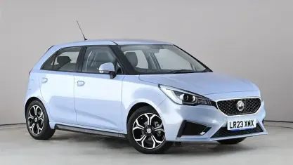 Usado MG MG3 Exclusive 106 HP (77 kW) 2023 Prateado Citadino