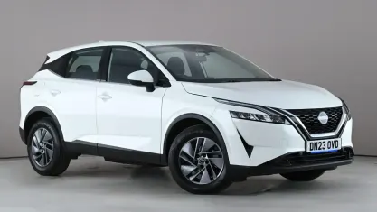 Usado Nissan Qashqai Acenta Premium 140 CV (102 kW) 2023 Blanco SUV